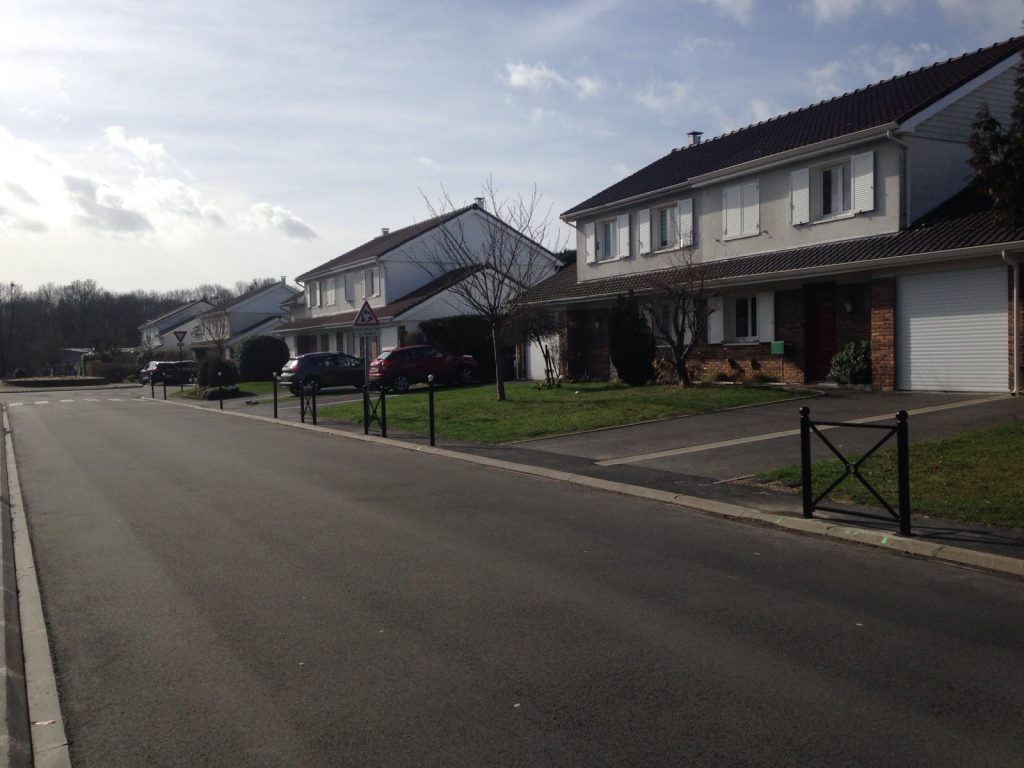 Chamfleury Voisins le bretonneux